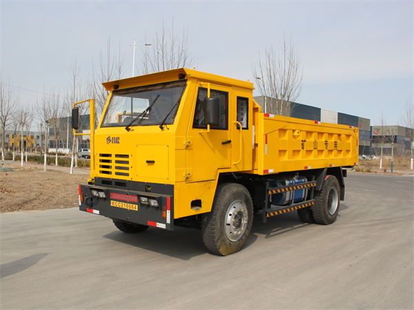 礦用防爆運(yùn)輸車價格